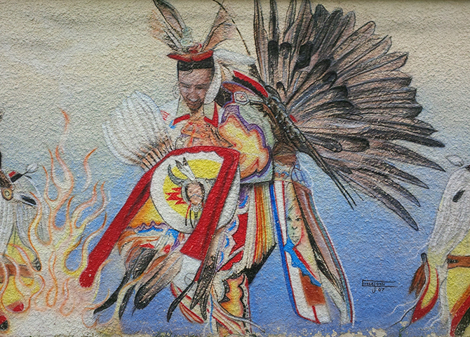 Détail de l’une des magnifiques murales qui décorent la ville de The Pas, au Manitoba