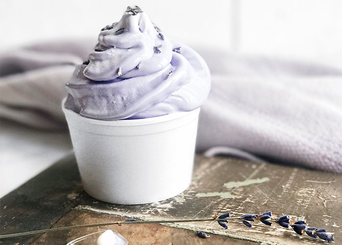 La Maison Lavende serves lavender-infused treats like frozen yogurt (© La Maison Lavande)