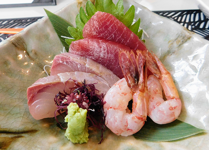 Omakase sushi at RawBar restaurant in Vancouver