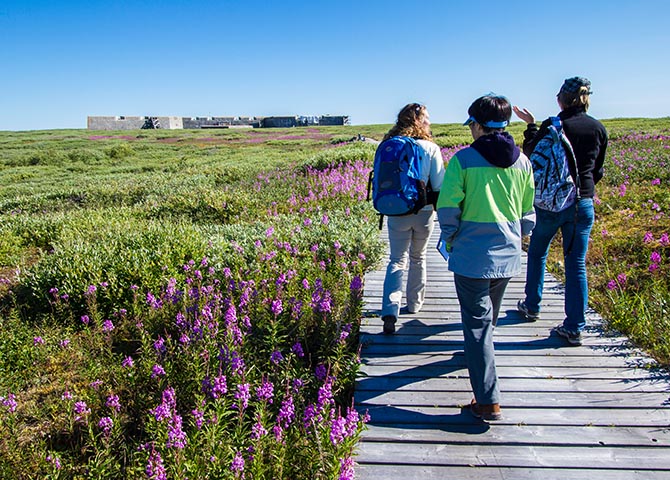 Hike to Prince of Wales Fort on the Churchill River, Manitoba